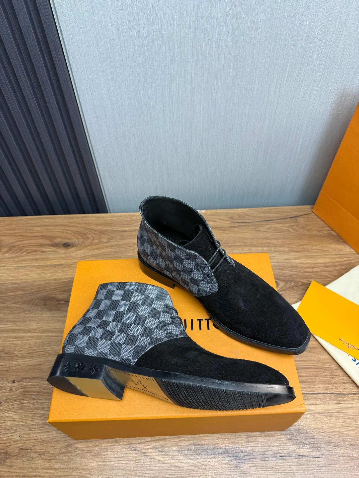 Men's shoes 💰760💰 LV. - Men's business casual leather shoes, top quality cow products. 1:1 shipment ⬆️Luxury and noble 👞All imported original brand leather materials, just to create a more comfortable wearing experience, upper: original cowhide ➕Imported full cow lining, original outsole ✔️16-45 (38.45 non-returnable)